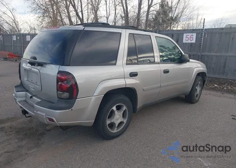 2007 Chevrolet Trailblazer Ls z USA, uszkodzony, nr VIN 1GNDT13S472230948